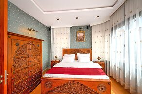 Opera Suites Okanli