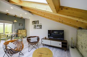 Bachareis Charming HOuse