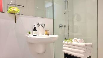 Breezy Gem by Victoria Park