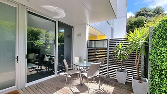 Breezy Gem by Victoria Park