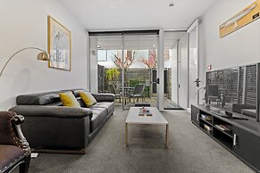 Breezy Gem by Victoria Park