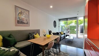 Breezy Gem by Victoria Park