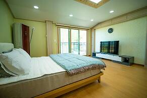 Yeosu Casagoni Pension