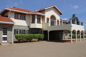 Kusyombunguo Hotel Lukenya