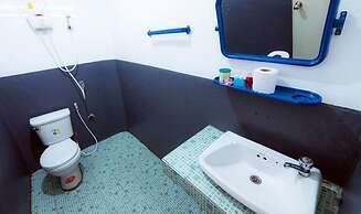 Asia Blue - Beach Hostel Hacienda - Bed in 4-bed Dormitory Room