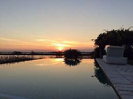 Beautiful Villa With Private Pool by Beahost