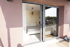 Beautiful Villa With Private Pool by Beahost