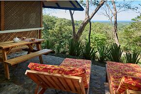 Jungle House- Natural Ocean View Cabin