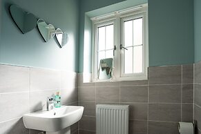 Six Bedroom New-build Detached House In Bicester