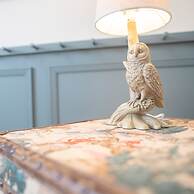 4 Bedroom Detached House 5mins Walk to Shopping Village