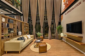 Modern 4-bdr Villa Foosball Dart Cafe Walk to My Khe Beach