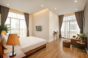 Modern 4-bdr Villa Foosball Dart Cafe Walk to My Khe Beach