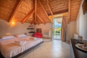 'helios Maisonette' In Laganas