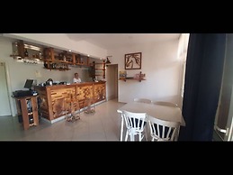 Room in Studio - Studio Apartment 3, First Floor