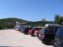 Room in Studio - Studio Apartment 3, First Floor