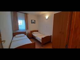 Apartment 6, First Floor