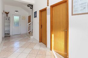 Apartment 5, First Floor