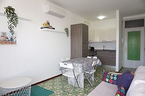 Beautiful Beachfront Apartment With Terrace Sea View and Swimming Pool