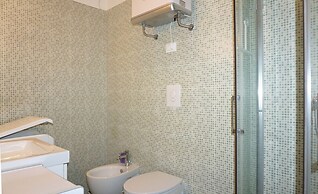 Beautiful Beachfront Apartment With Terrace Sea View and Swimming Pool