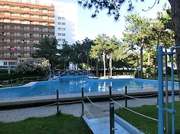 Cosy and Bright Residence With Swimming Pool With sea View by Beahost 