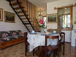 Spectacular Villa on two Floors With Garden and Pool by Beahost Rental