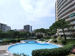 Wonderful Studio With Swimming Pool, Terrace and sea View by Beahost R