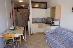 Very Nice Studio on the First Floor With Swimming Pool and sea View by