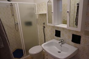 Very Nice Studio on the First Floor With Swimming Pool and sea View by