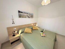 Relax in a Charming Flat With Garden