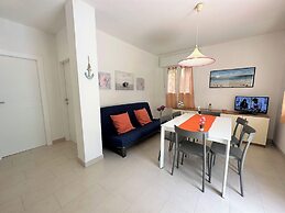 Relax in a Charming Flat With Garden