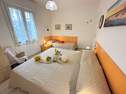 Relax in a Charming Flat With Garden