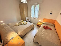Relax in a Charming Flat With Garden
