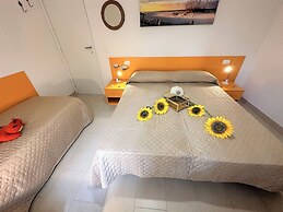 Relax in a Charming Flat With Garden