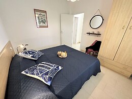Gorgeous Flat With Fenced Garden