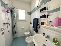 Gorgeous Flat With Fenced Garden