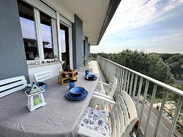 Renovated Flat With Huge Balcony - Beahost