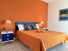 Renovated Flat With Huge Balcony - Beahost