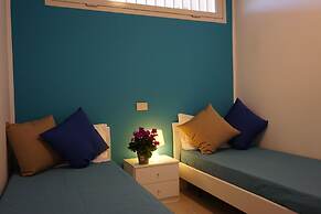 Modern Penthouse on 2 Floors With Terrace and Swimming Pool by Beahost