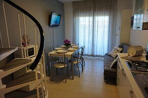 Modern Penthouse on 2 Floors With Terrace and Swimming Pool by Beahost