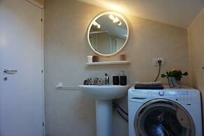 Modern Penthouse on 2 Floors With Terrace and Swimming Pool by Beahost