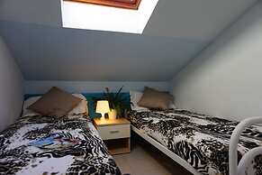 Modern Penthouse on 2 Floors With Terrace and Swimming Pool by Beahost