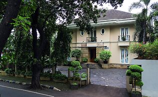 Artotel Casa Hang Tuah