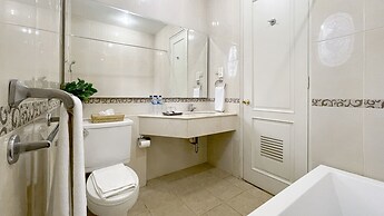 Artotel Casa Hang Tuah