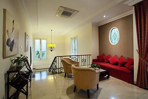 Artotel Casa Hang Tuah