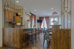 Artotel Casa Hang Tuah