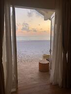 Hondaafushi Island Resort