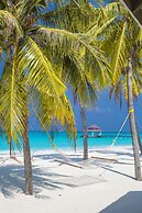 Hondaafushi Island Resort