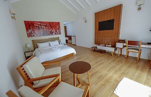 Hondaafushi Island Resort