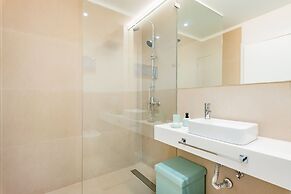 Oeiras Spacious and Modern Flat
