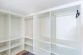 Oeiras Spacious and Modern Flat